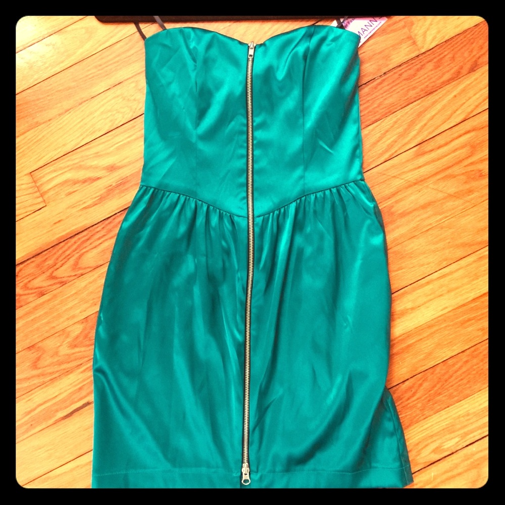Strapless Dress 👗